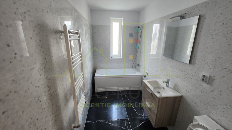 Timisoara O camera in bloc nou 2025. Spatiu mare in pod si placa de beton